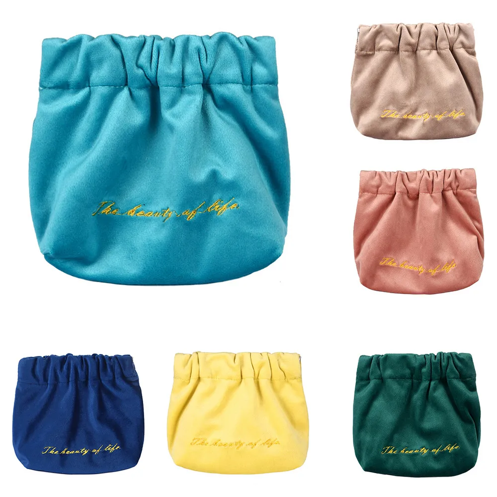 Velvet Shrapnel Jewelry Bag Necklace Bracelet Bag Jewelry Storage Bag Mini Cosmetic Bag Coin Purse Portable Card Holde Pouch
Velvet Shrapnel Jewelry Bag Necklace Bracelet Bag Jewelry Storage Bag Mini Cosmetic Bag Coin Purse Portable Card Holde Pouch