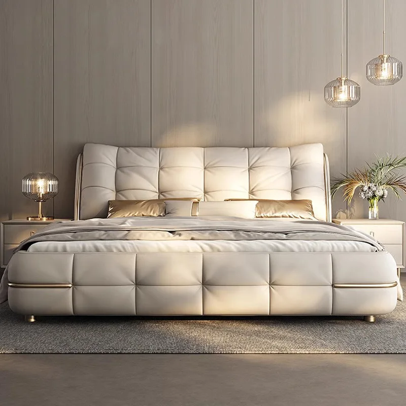 Light luxury modern simple leather art bed high-end atmosphere double wedding bed soft bag 2 * 2 meters cream wind double leathe
Light luxury modern simple leather art bed high-end atmosphere double wedding bed soft bag 2 * 2 meters cream wind double leathe