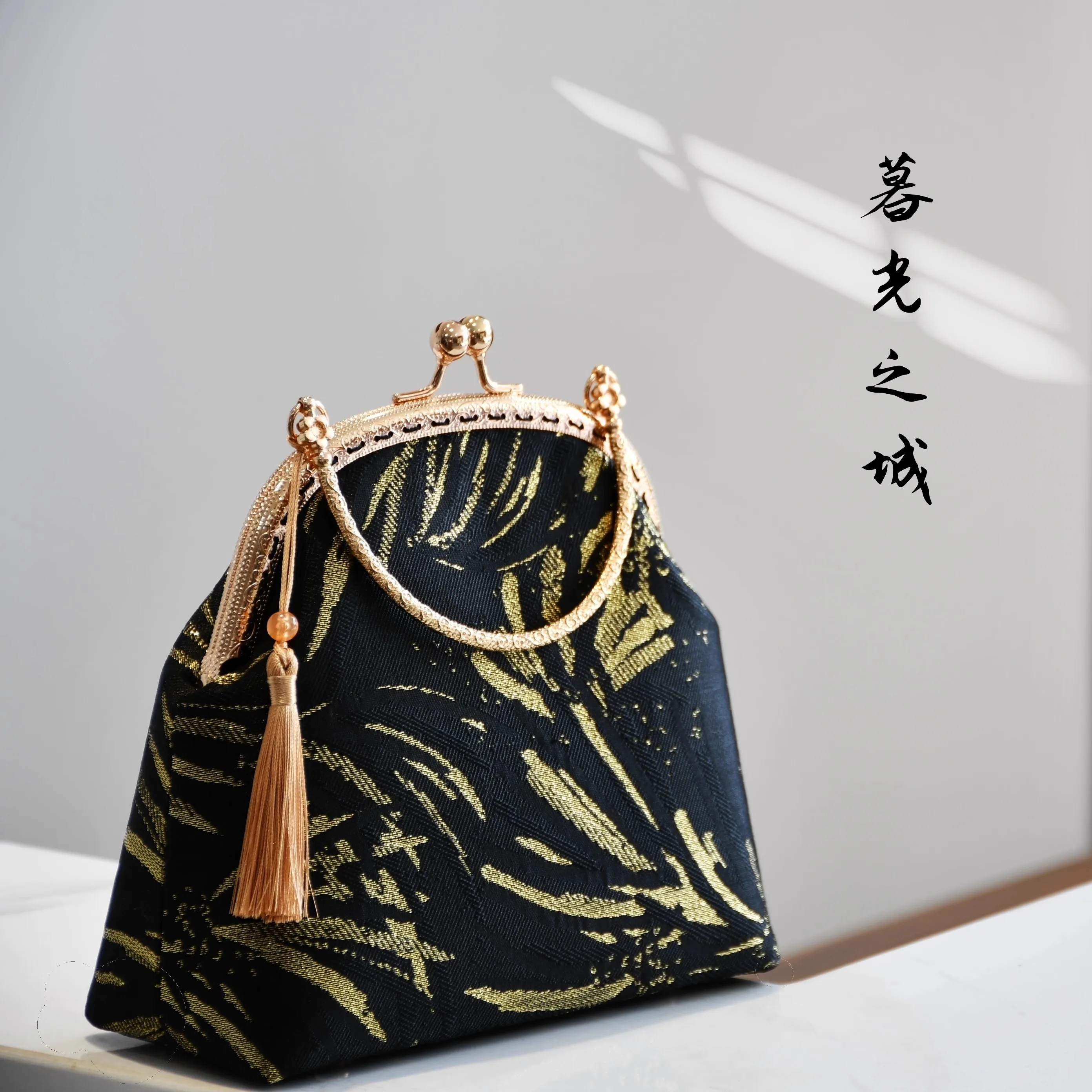 NEWEST MOTHER GIFT BAG BAGS VINTAGE PARTY BAG BAGS FOR TEACHER FRIEND CHAIN WOMEN SHOULDER CROSSBODY BAG BAGS
NEWEST MOTHER GIFT BAG BAGS VINTAGE PARTY BAG BAGS FOR TEACHER FRIEND CHAIN WOMEN SHOULDER CROSSBODY BAG BAGS