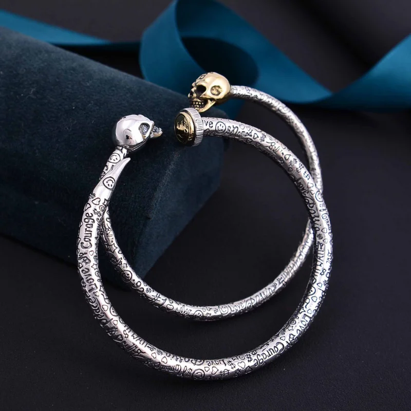 S925 Sterling Silver Graffiti Skull Stud Bracelet Hop Unisex Open Bangle
S925 Sterling Silver Graffiti Skull Stud Bracelet Hop Unisex Open Bangle