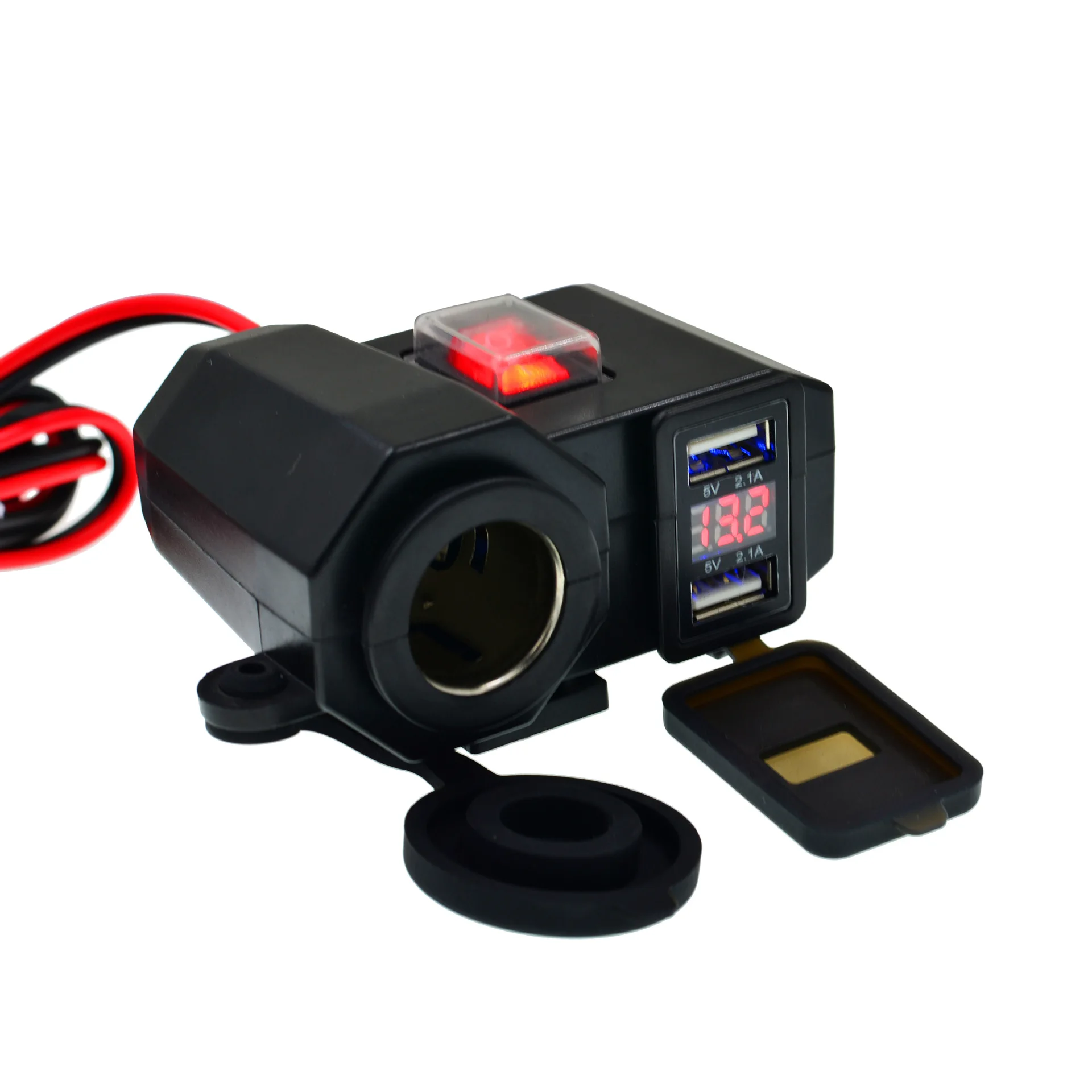 Motorcycle 3-in-1 car charger 12V cigarette lighter socket + dual USB fast charging
Motorcycle 3-in-1 car charger 12V cigarette lighter socket + dual USB fast charging