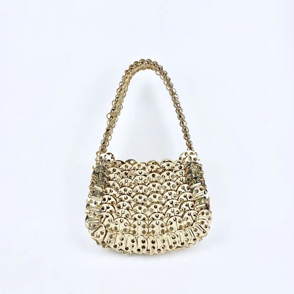 Hot Selling Gold Aluminum Sheet Handbag Large Capacity Woven Design Shoulder Bag Trendy Underarm Bag Stylish Carry
Hot Selling Gold Aluminum Sheet Handbag Large Capacity Woven Design Shoulder Bag Trendy Underarm Bag Stylish Carry