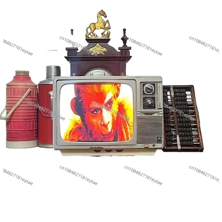 99% New Functional Vintage Black And White TV Playable Retro Old Television For Collection Decor Display
99% New Functional Vintage Black And White TV Playable Retro Old Television For Collection Decor Display