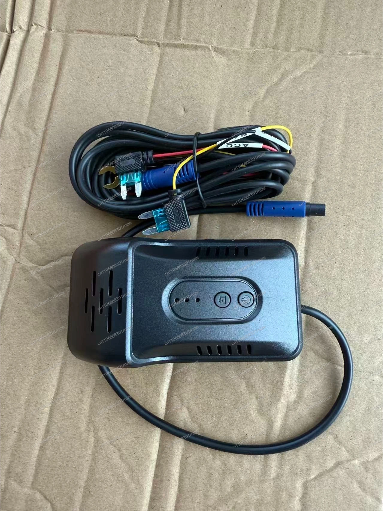 HD Car Dash Cam with Built-in Digital TV Receiver Car Driving Recorder for Vehicle
HD Car Dash Cam with Built-in Digital TV Receiver Car Driving Recorder for Vehicle