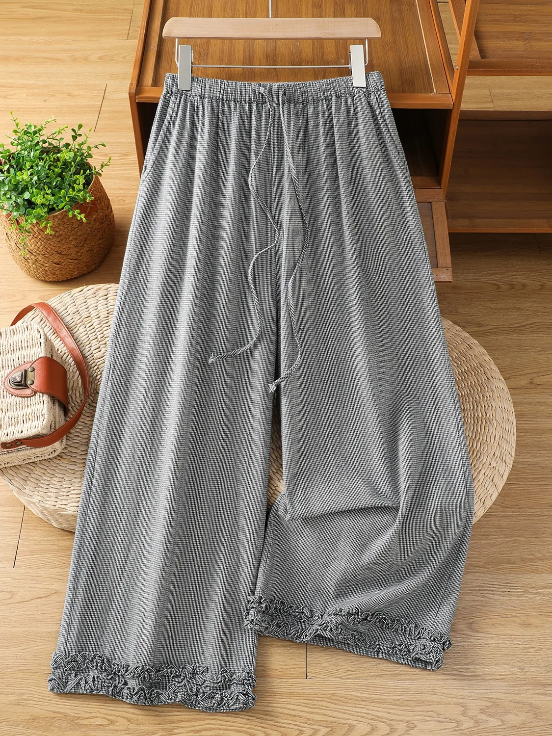 Artistic Vintage Plaid Linen Wide Leg Pants Women's Spring Casual Trousers Splice Cotton Linen Straight Cut Pants
Artistic Vintage Plaid Linen Wide Leg Pants Women's Spring Casual Trousers Splice Cotton Linen Straight Cut Pants