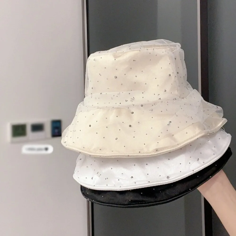 Rhinestone bucket hat women's spring and summer face small fashion basin hat flat top foldable new sunshade sunscreen hat
Rhinestone bucket hat women's spring and summer face small fashion basin hat flat top foldable new sunshade sunscreen hat