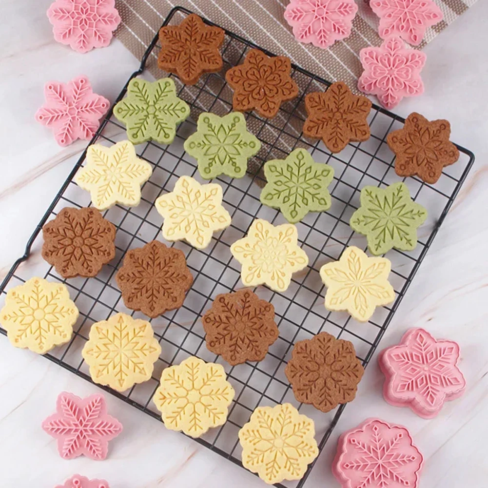 Christmas Press-On Cookie Cutter Set - 9pcs Cookie Snowflake Cutters Bakeware Cookie Tools Halloween Accessories
Christmas Press-On Cookie Cutter Set - 9pcs Cookie Snowflake Cutters Bakeware Cookie Tools Halloween Accessories