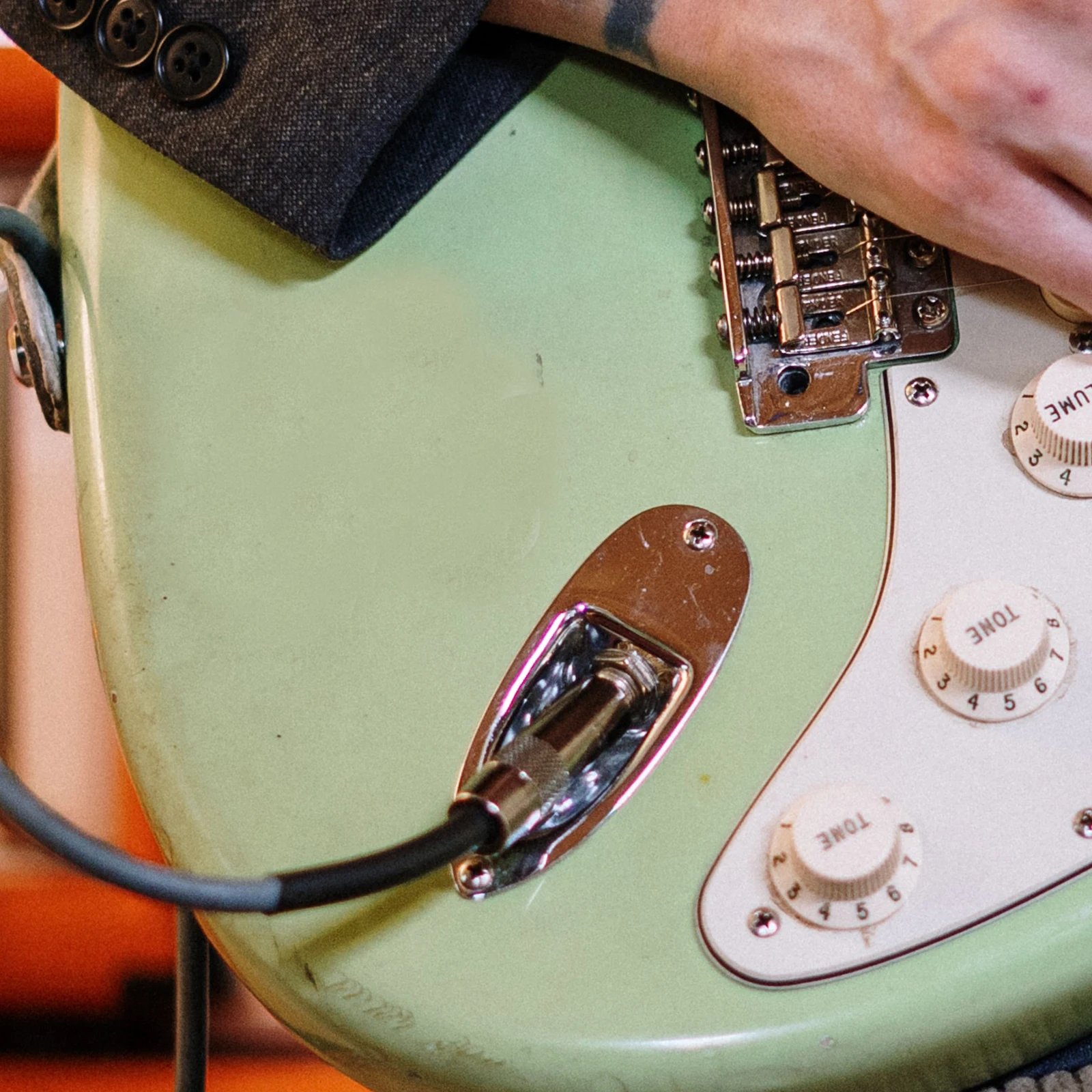 4 Sets Electric Guitar Cover Repair and Maintenance Output Jack Plates Metal Replacement Neckplate Size Bass
4 Sets Electric Guitar Cover Repair and Maintenance Output Jack Plates Metal Replacement Neckplate Size Bass