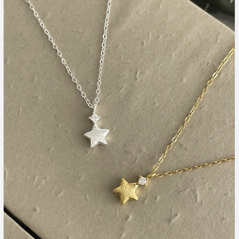 Korean Minimalist Premium Vibe Necklace for Women, S925 Silver Brushed Star, Light Luxury Niche Collarbone Necklace
Korean Minimalist Premium Vibe Necklace for Women, S925 Silver Brushed Star, Light Luxury Niche Collarbone Necklace