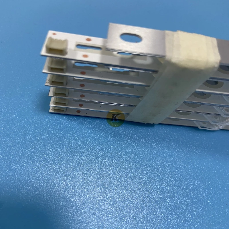 12PCS/lot 65PUF6263/T3 lamp strip K650WDC2 4708-K65WDC-A1113N11 4708-K65WDC backlight LED
12PCS/lot 65PUF6263/T3 lamp strip K650WDC2 4708-K65WDC-A1113N11 4708-K65WDC backlight LED