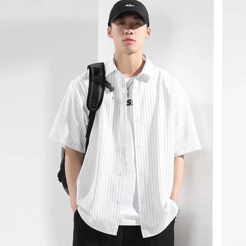Men's Striped Short Sleeve Shirt Loose Casual Summer Streetwear Button-up Blouse
Men's Striped Short Sleeve Shirt Loose Casual Summer Streetwear Button-up Blouse