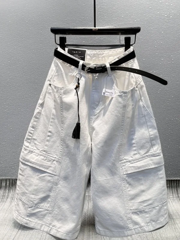 White Vintage Casual Slimming High Waist Loose Wide Leg Shorts Women's Fashionable Casual Jeans Summer Breathable High Waist ...
White Vintage Casual Slimming High Waist Loose Wide Leg Shorts Women's Fashionable Casual Jeans Summer Breathable High Waist ...