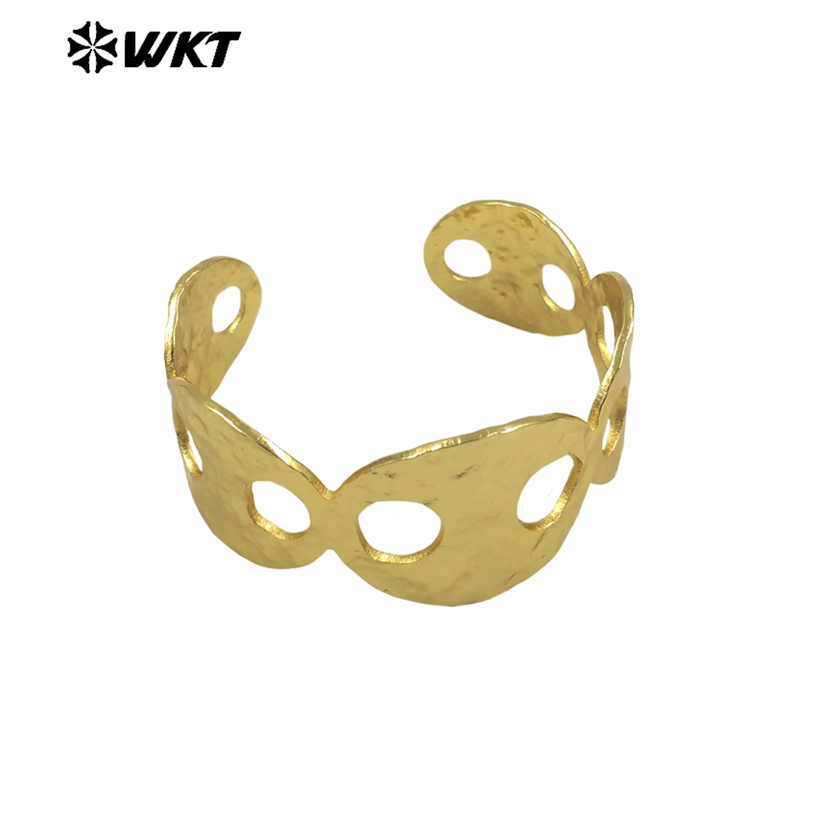 WT-B697 High Quality Gold Plated Cuff Bracelet Hollow Yellow Brass Metal Jewelry Adjustable Size For Female Party Accessory
WT-B697 High Quality Gold Plated Cuff Bracelet Hollow Yellow Brass Metal Jewelry Adjustable Size For Female Party Accessory