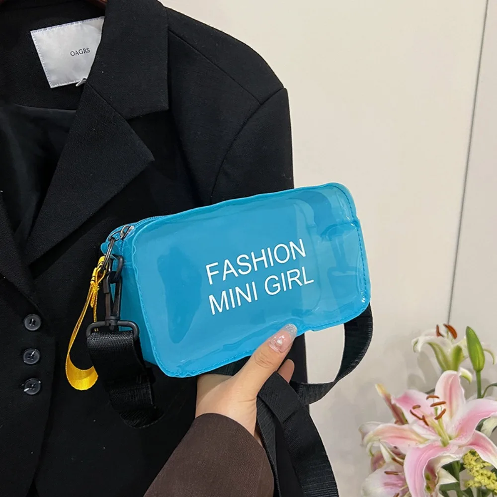 Transparent Jelly PVC Crossbody Sling Bags Women Fashion Versatile Shoulder Bag Female Casual Large Capacity Clear Messenger Bag
Transparent Jelly PVC Crossbody Sling Bags Women Fashion Versatile Shoulder Bag Female Casual Large Capacity Clear Messenger Bag