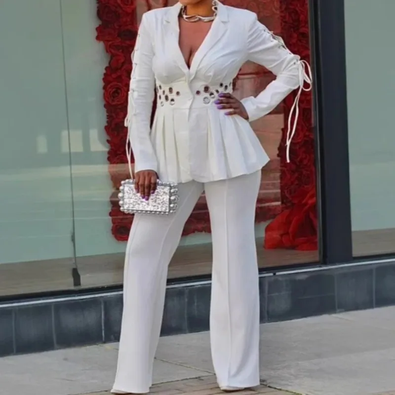 Модный лоскутный комплект из 2 предметов с отверстиями для женщин, топы с глубоким v-образным вырезом и длинными рукавами + брюки, одинаковый костюм, женская уличная одежда 
Модный лоскутный комплект из 2 предметов с отверстиями для женщин, топы с глубоким v-образным вырезом и длинными рукавами + брюки, одинаковый костюм, женская уличная одежда