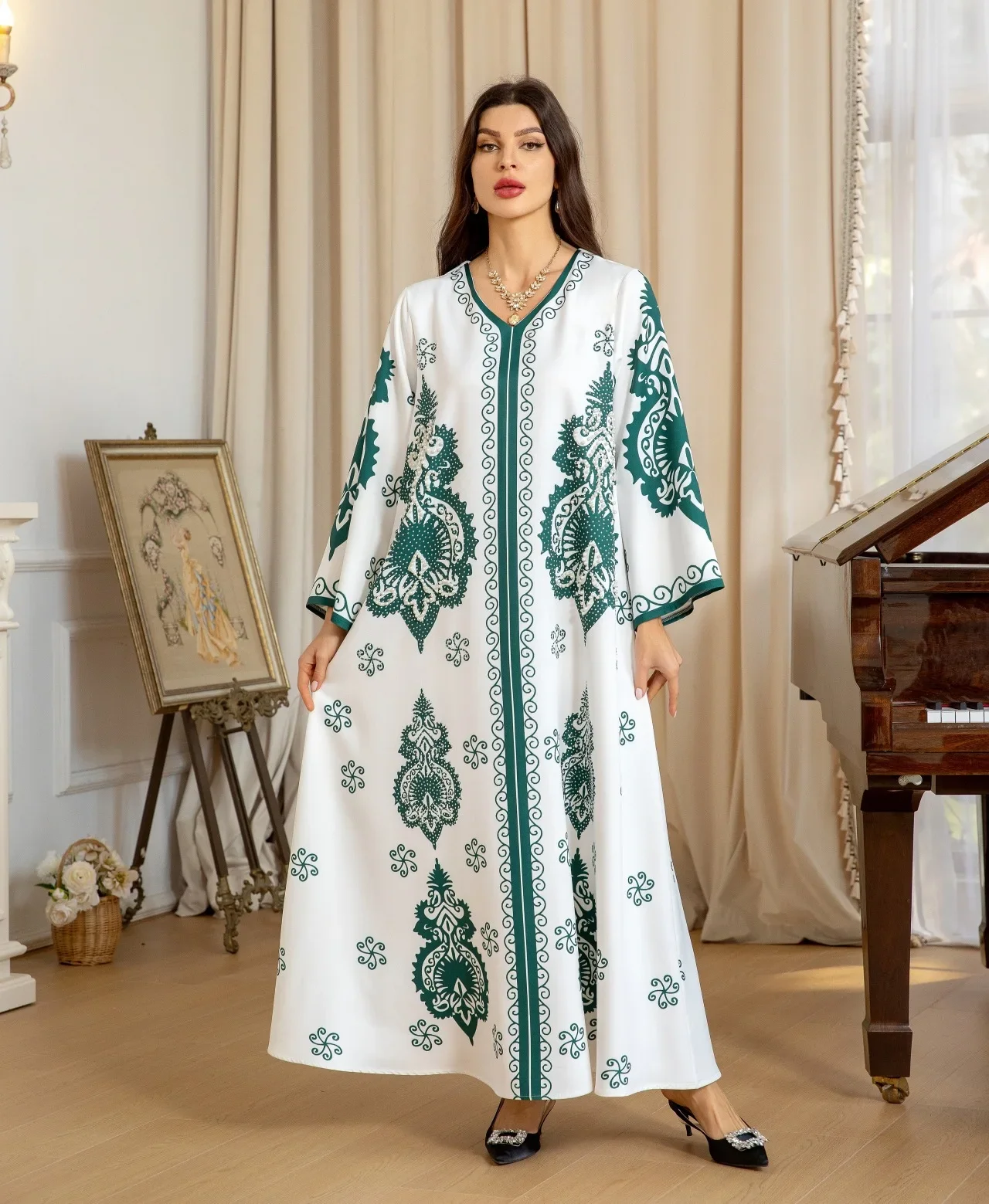 Retro Floral Print Abaya Eid Muslim Diamonds Dress Women Pearls Gown Loose Long Jalabiya V Neck Caftan Robe Casual Maxi Vestidos
Retro Floral Print Abaya Eid Muslim Diamonds Dress Women Pearls Gown Loose Long Jalabiya V Neck Caftan Robe Casual Maxi Vestidos