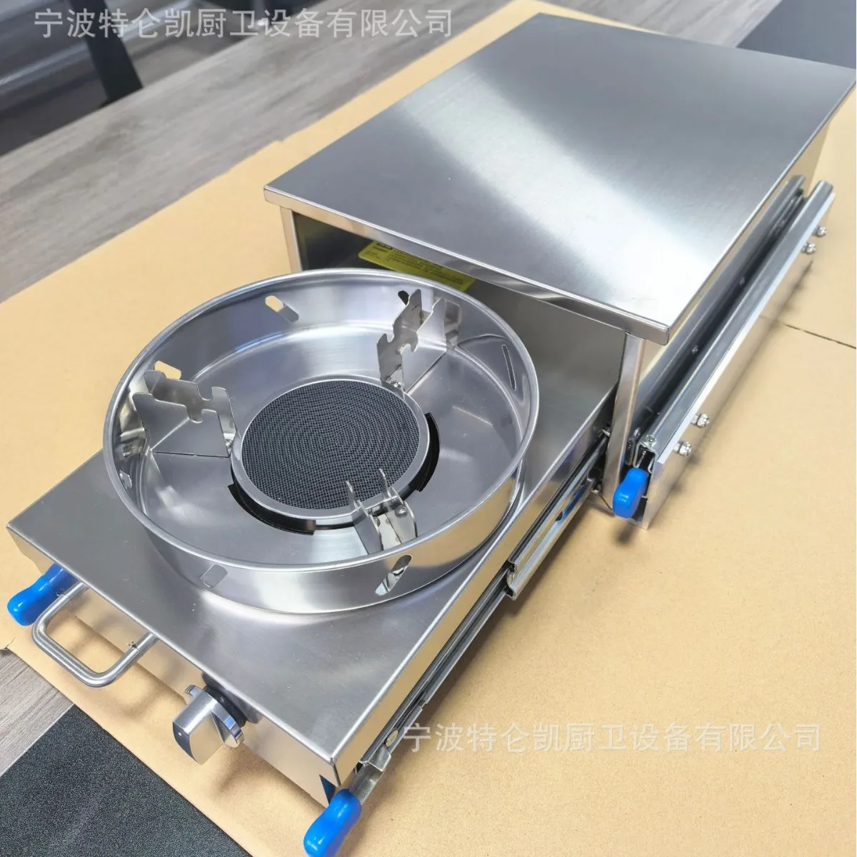 Outdoor Slide Out RV Kitchen Combo, Mini Gas Stove with Stainless Sink for Offroad Camper Van Camping Trailer
Outdoor Slide Out RV Kitchen Combo, Mini Gas Stove with Stainless Sink for Offroad Camper Van Camping Trailer