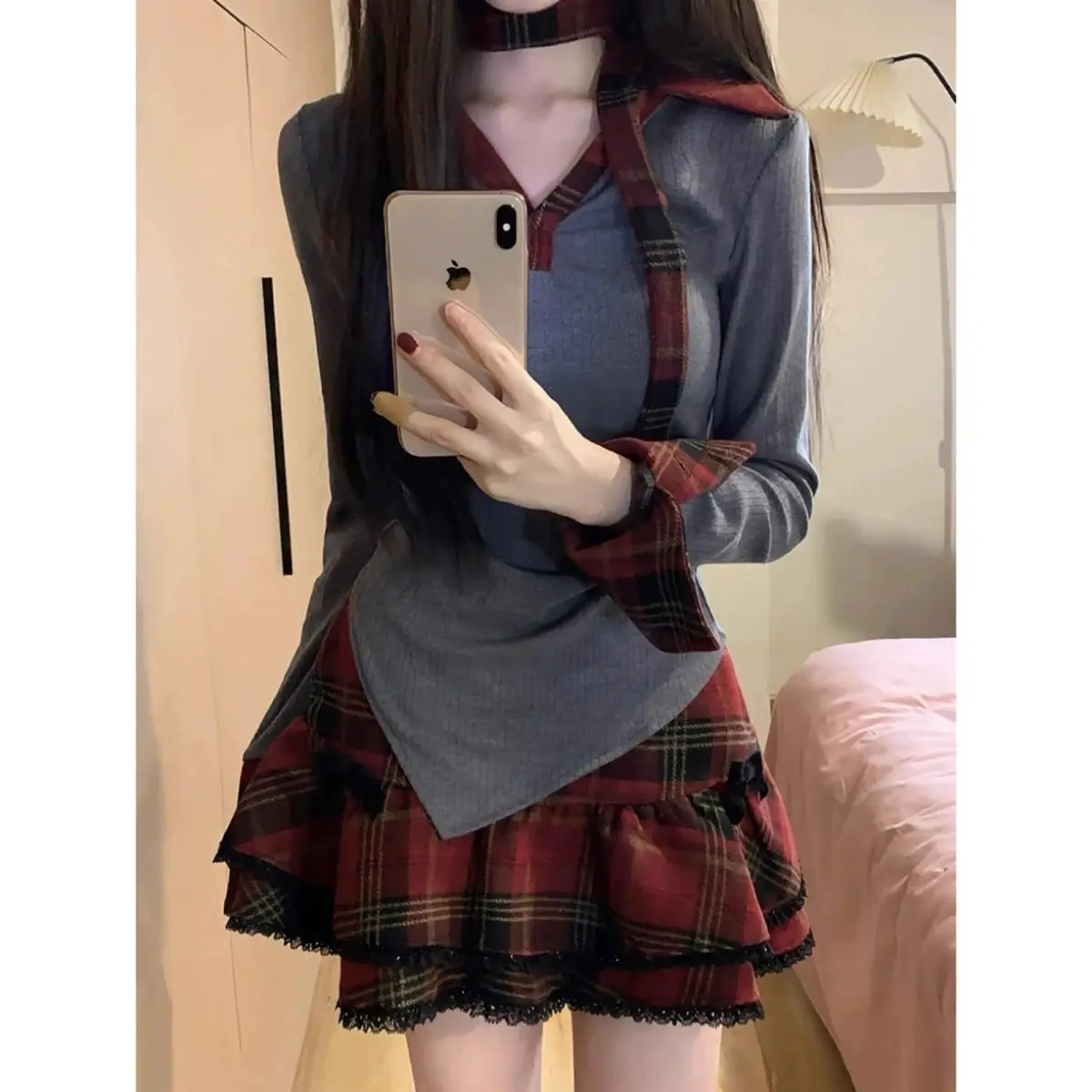 American Vintage Turndown Collar Long Sleeves Irregular Top + Red Black Plaid Pattern Princess Skirt 2 Pcs Sets Hottie Y2k Suits
American Vintage Turndown Collar Long Sleeves Irregular Top + Red Black Plaid Pattern Princess Skirt 2 Pcs Sets Hottie Y2k Suits