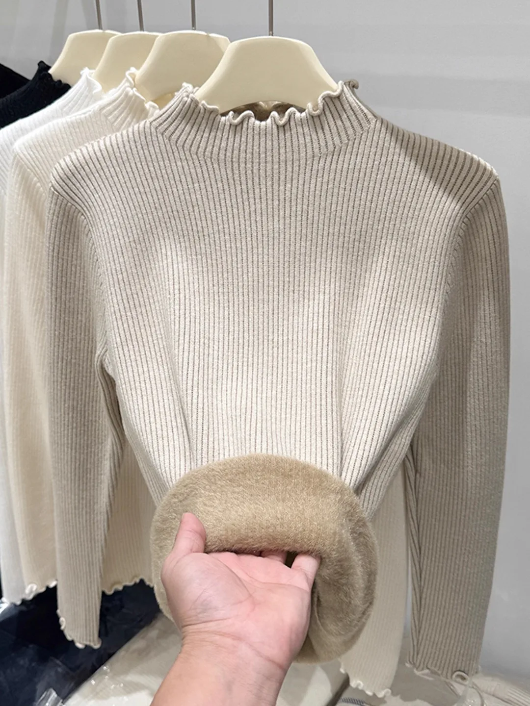 Thiened Fce High Collar Long Sve Knitted Sweater Women's Winter Warm Top Wood ain Casual Sle Inner Wear
Thiened Fce High Collar Long Sve Knitted Sweater Women's Winter Warm Top Wood ain Casual Sle Inner Wear