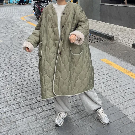 4 Цвета 2025 Шикарная корейская осенне-зимняя повседневная модная свободная толстая короткая куртка из овечьей шерсти с мехом, хлопковая женская куртка (cs2337