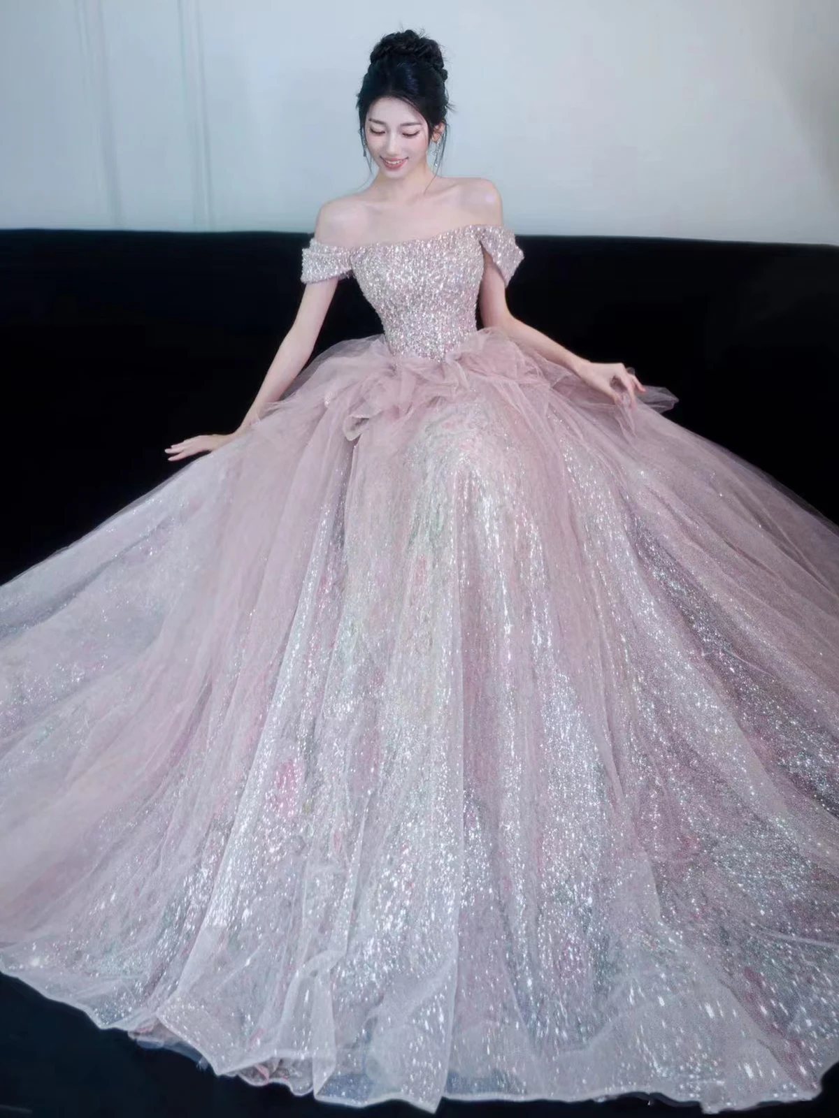 Ele One-oulder Long Evening Gown for Women aduation Student Host Pink Color Princ Dr for Adult Ceremony
Ele One-oulder Long Evening Gown for Women aduation Student Host Pink Color Princ Dr for Adult Ceremony