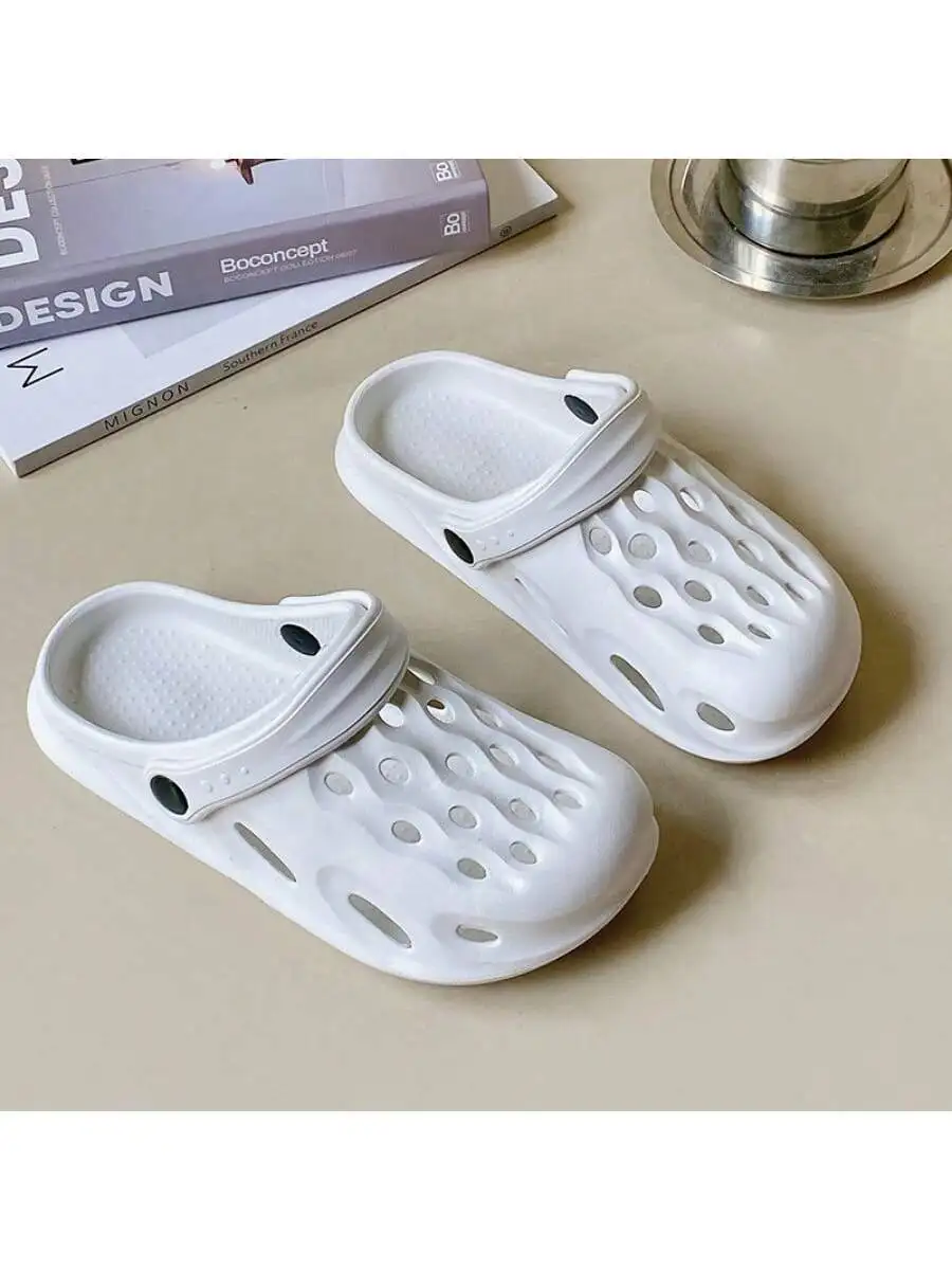 Couple's Beach Shoes, Peep-Toe Breathable Garden Slippers, Summer Fashionable Hollow-Out Slippers For Women
Couple's Beach Shoes, Peep-Toe Breathable Garden Slippers, Summer Fashionable Hollow-Out Slippers For Women