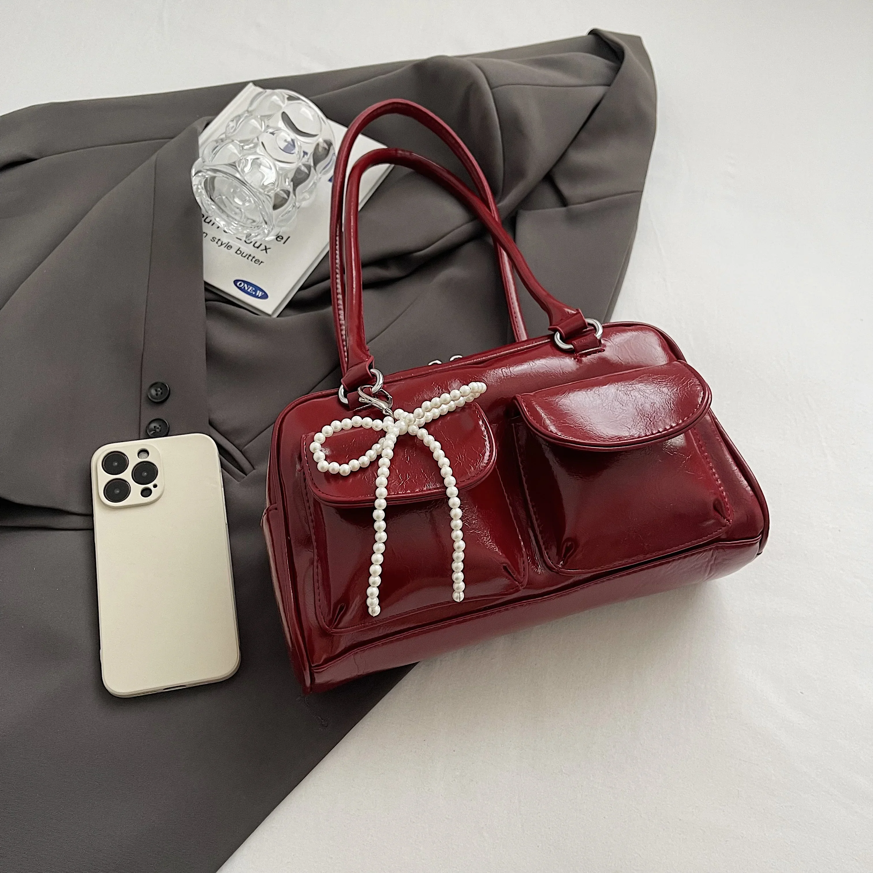 Women's Korean Style Pillow Underarm Bag Versatile Shoulder Bow Handbag
Women's Korean Style Pillow Underarm Bag Versatile Shoulder Bow Handbag
