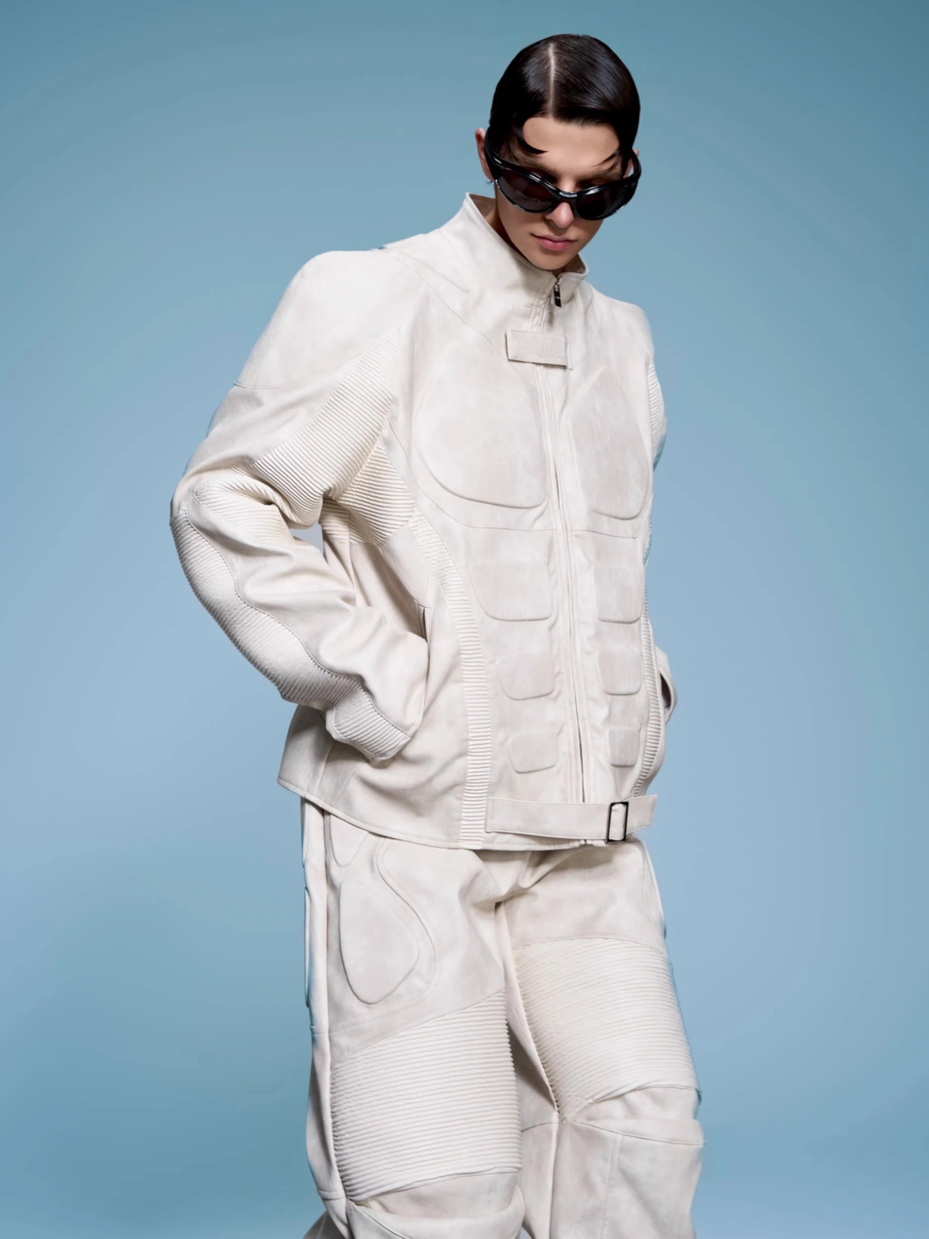 Mauroicardi Spring Autumn Cool Distressed Pu Leather Jacket Men Shoulder Pads Luxury Designer European Fashion Emo Clothes 2025
Mauroicardi Spring Autumn Cool Distressed Pu Leather Jacket Men Shoulder Pads Luxury Designer European Fashion Emo Clothes 2025