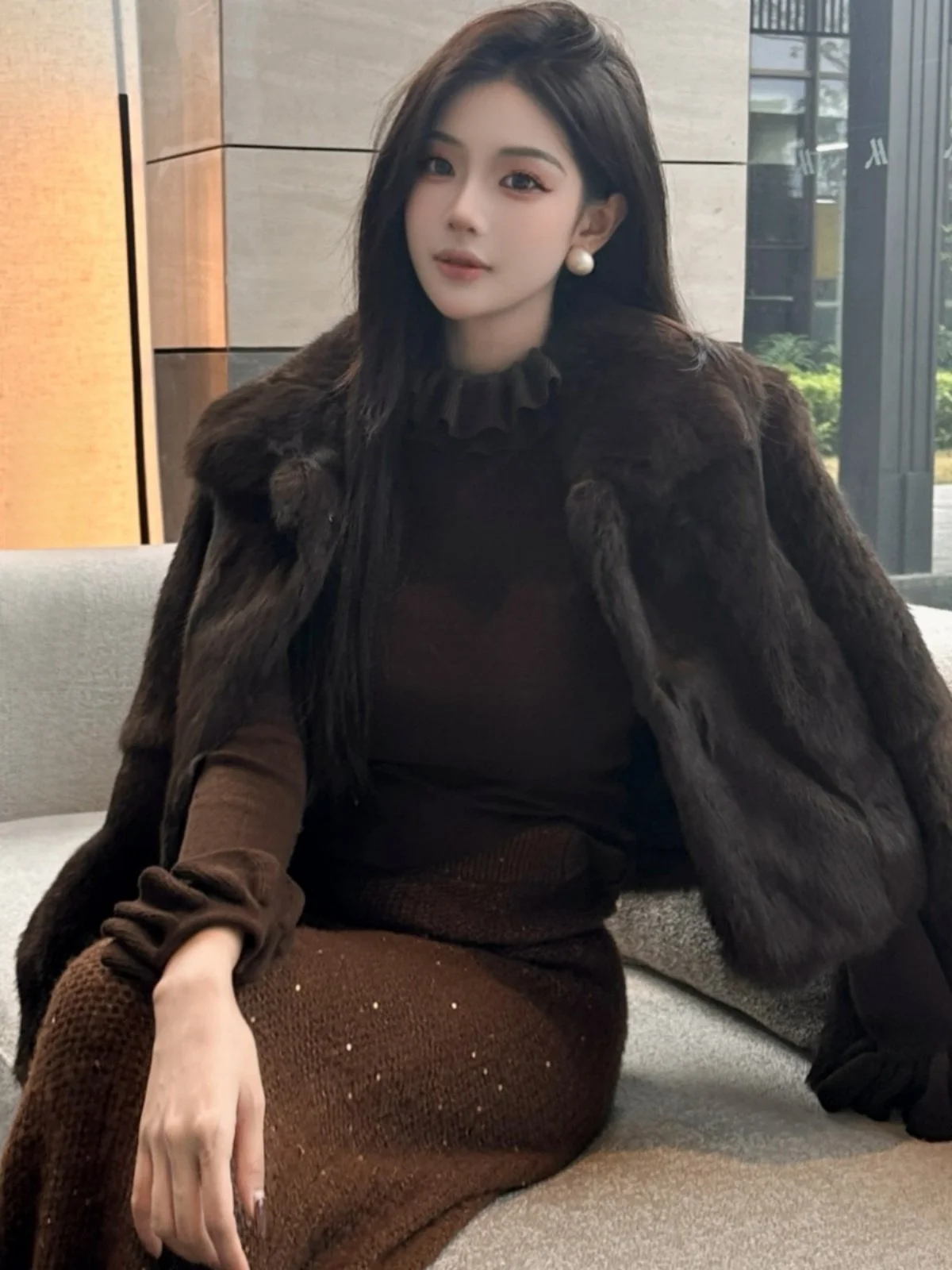 Neada Young Sle Rabbit Fur Coat Women's Winter Light Jaet Soft Plu ort Length Collar Loose Fit Commute Sle
Neada Young Sle Rabbit Fur Coat Women's Winter Light Jaet Soft Plu ort Length Collar Loose Fit Commute Sle