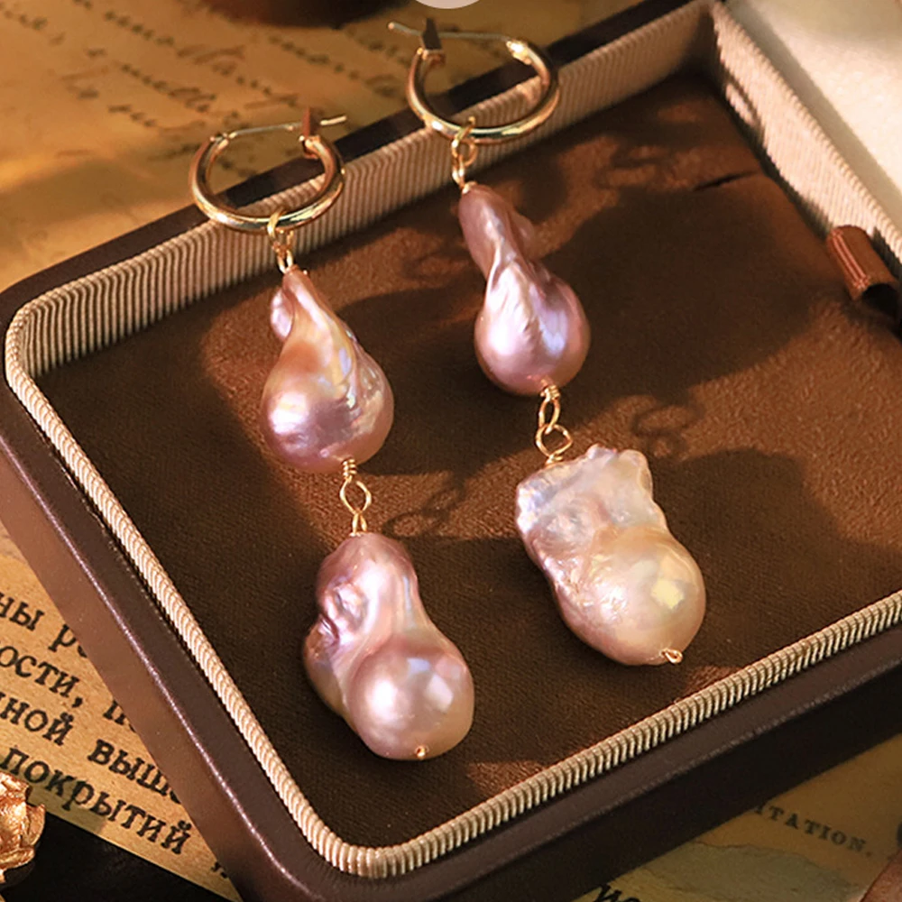 Original Design Purple Baroque Pearl Drop Earrings for Women Luxury Exclusive Ear Pendants Dangle Earrings Fashion Jewelry Gifts
Original Design Purple Baroque Pearl Drop Earrings for Women Luxury Exclusive Ear Pendants Dangle Earrings Fashion Jewelry Gifts
