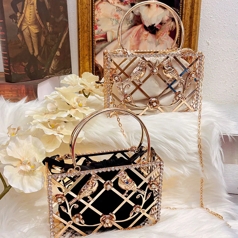 metal shiny ineffectual rhinestone bird cage dinner bag celebrity light luxury personality simple hollow box handbag
metal shiny ineffectual rhinestone bird cage dinner bag celebrity light luxury personality simple hollow box handbag