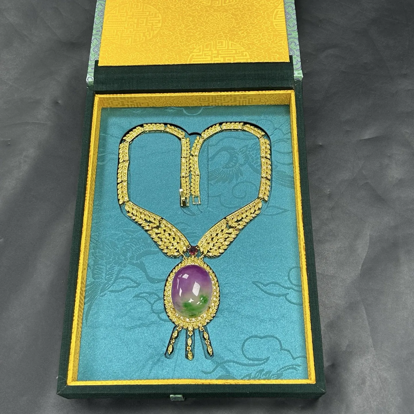 Real Natural high Ice Jade Jadeite Carved Pendant&Necklaces
Real Natural high Ice Jade Jadeite Carved Pendant&Necklaces
