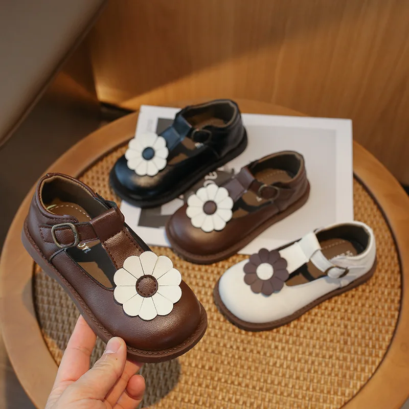 Girl Princess Shoes 2024 Spring Autumn Children Causal Leather Shoes Fashion Versatile Sweet Flower Kids Retro Flat Single Shoes
Girl Princess Shoes 2024 Spring Autumn Children Causal Leather Shoes Fashion Versatile Sweet Flower Kids Retro Flat Single Shoes