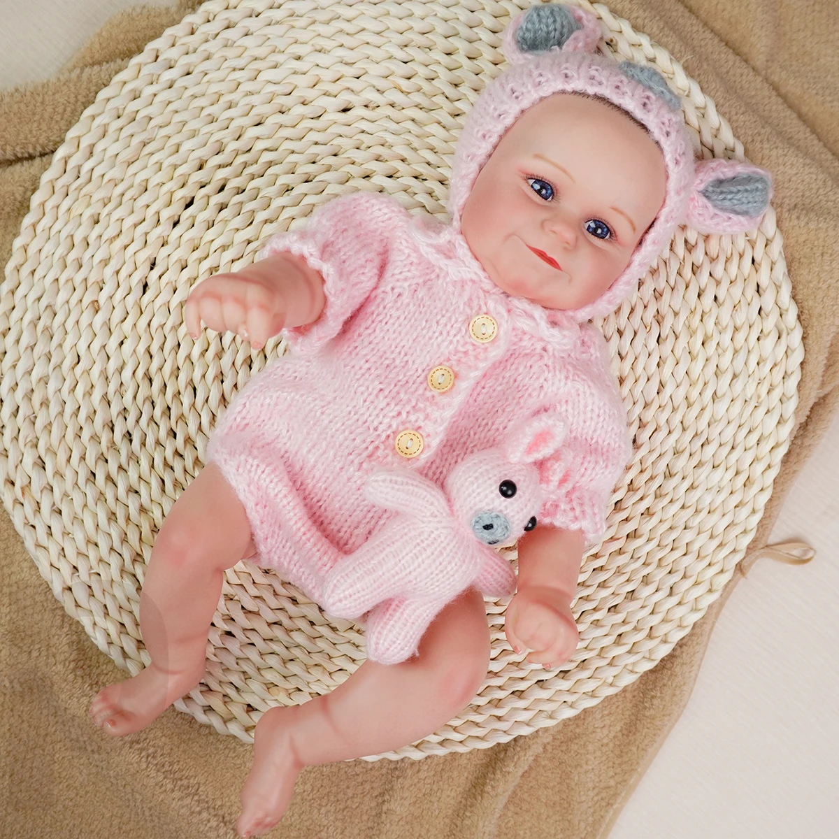 Vivid Newborn Baby Dolls with Lifelike Veins Handmade Newborn Dolls with Weighted Soft Cloth Baby Dolls for Girls As Gifts Toys
Vivid Newborn Baby Dolls with Lifelike Veins Handmade Newborn Dolls with Weighted Soft Cloth Baby Dolls for Girls As Gifts Toys