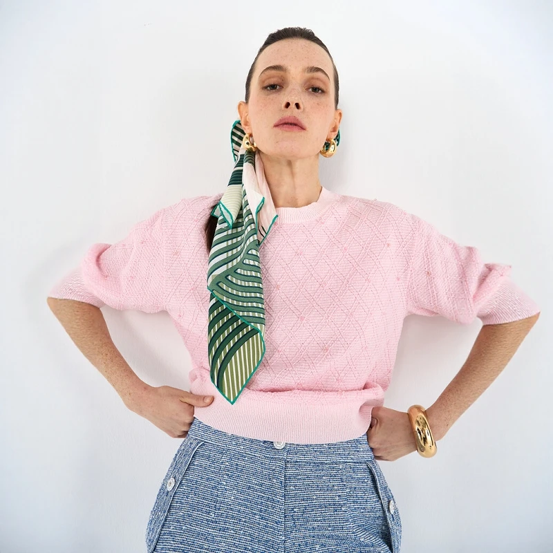 Handmade ort Sve Knitted Sweater round Ne Full Body Patchwork Floral Embroidery Ele Plaid Design Summer Casual Wom...
Handmade ort Sve Knitted Sweater round Ne Full Body Patchwork Floral Embroidery Ele Plaid Design Summer Casual Wom...