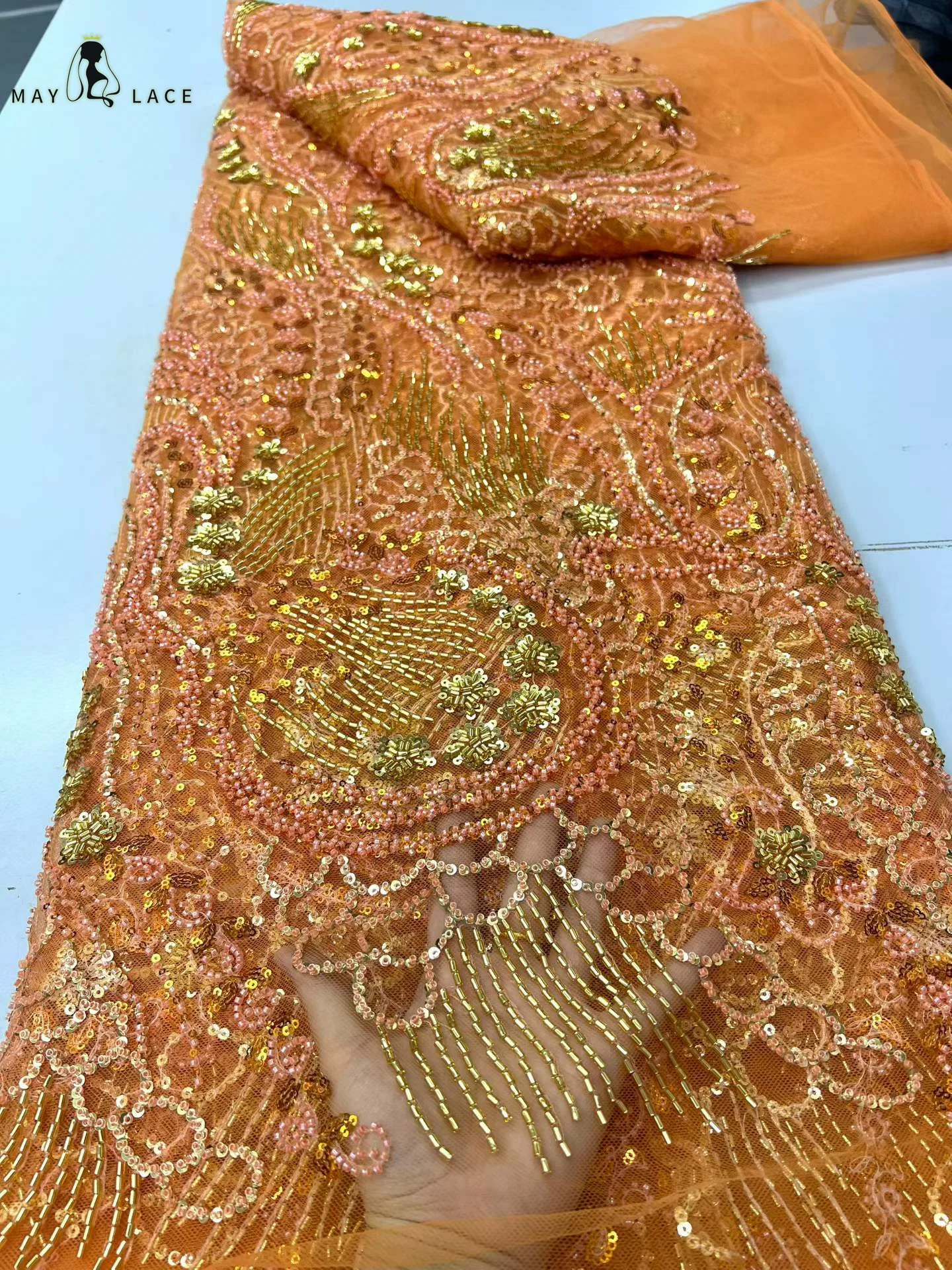 New Sequins African French Mesh Beaded Lace Fabric 2026 High Quality Nigerian Luxury Sequins Lace Fabric For Party Dress Women
New Sequins African French Mesh Beaded Lace Fabric 2026 High Quality Nigerian Luxury Sequins Lace Fabric For Party Dress Women