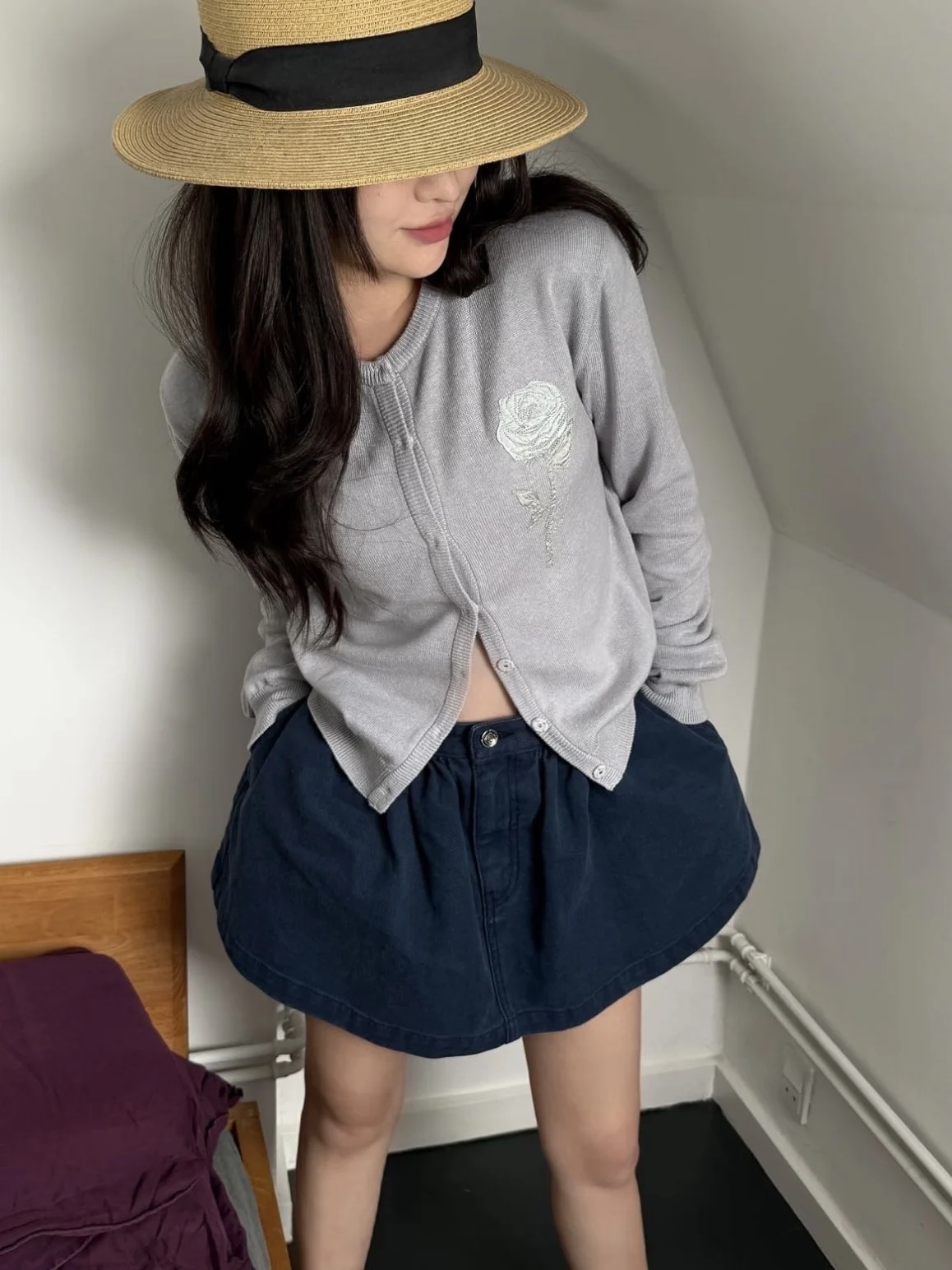 Brand Xin Rose Embroidery Knitted Open Cardigan Casual Style Long Sleeve round Neck Regular Fit Spring New Arrival
Brand Xin Rose Embroidery Knitted Open Cardigan Casual Style Long Sleeve round Neck Regular Fit Spring New Arrival