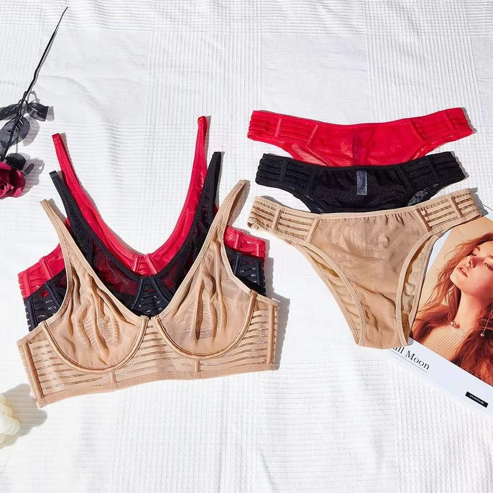 Sexy Lingerie Panty Set Comfortable Lingerie set Victorian style for women Black Skin color Red S M L XL
Sexy Lingerie Panty Set Comfortable Lingerie set Victorian style for women Black Skin color Red S M L XL