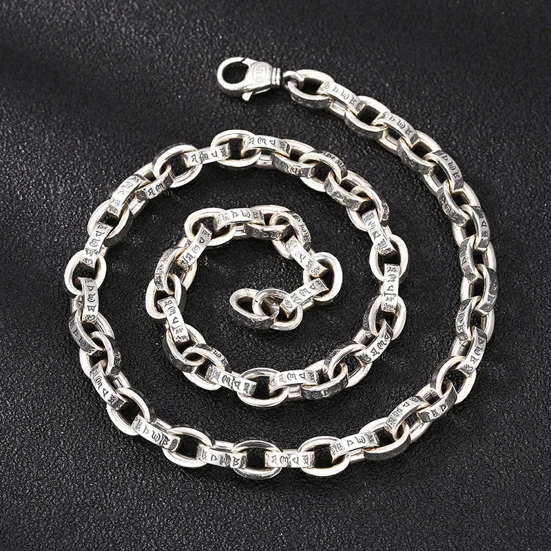 S925 sterling silver jewelry fashionstylish six-character mantra ring buckle thai silver 8.5mm trendy men's and women's necklace
S925 sterling silver jewelry fashionstylish six-character mantra ring buckle thai silver 8.5mm trendy men's and women's necklace