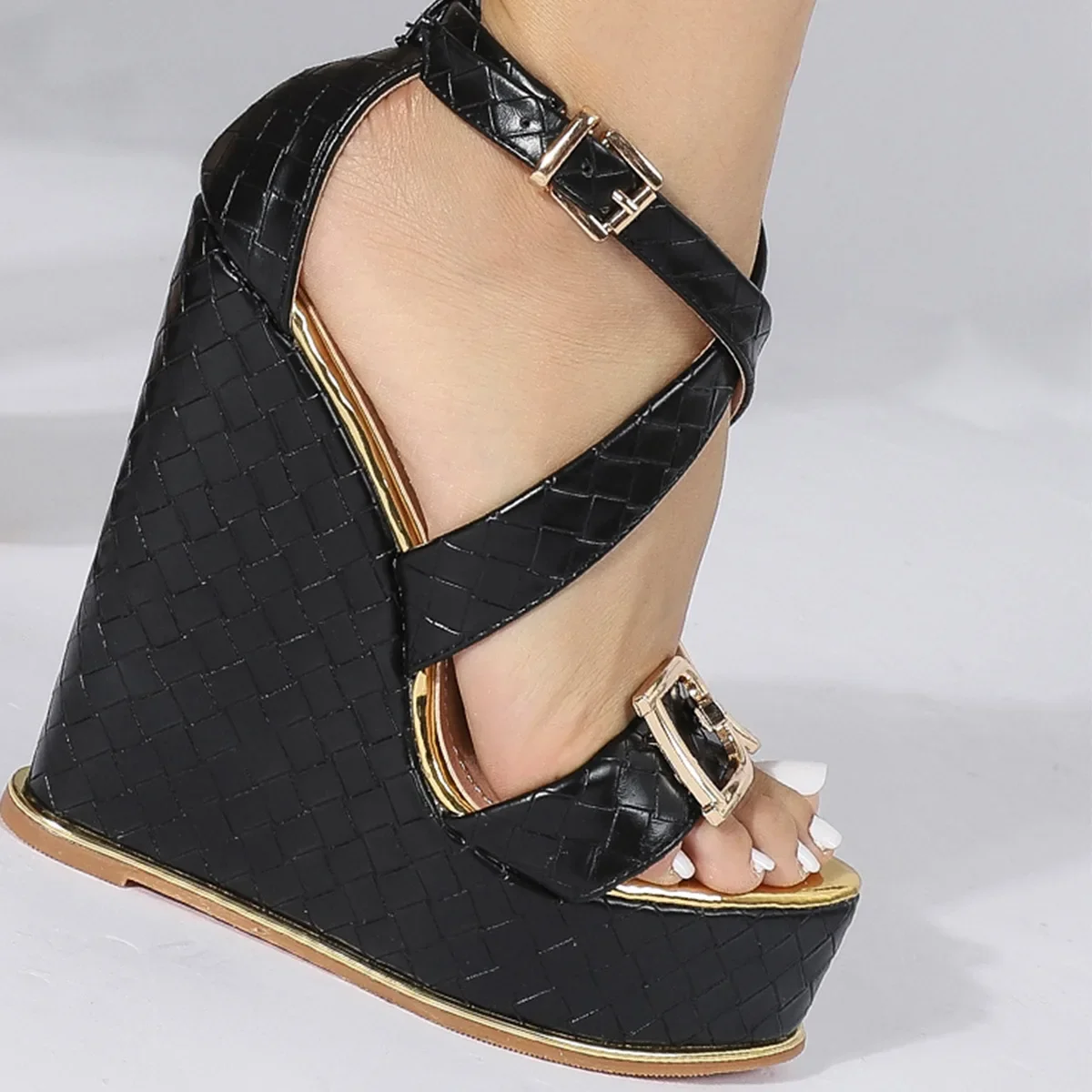 Sexy Fish Mouth High Heel Sandals Metal Buckle Open Toe Wedge Platform Sandals 16 Cm Large Size Women's Sandals In Stock 35&40
Sexy Fish Mouth High Heel Sandals Metal Buckle Open Toe Wedge Platform Sandals 16 Cm Large Size Women's Sandals In Stock 35&40