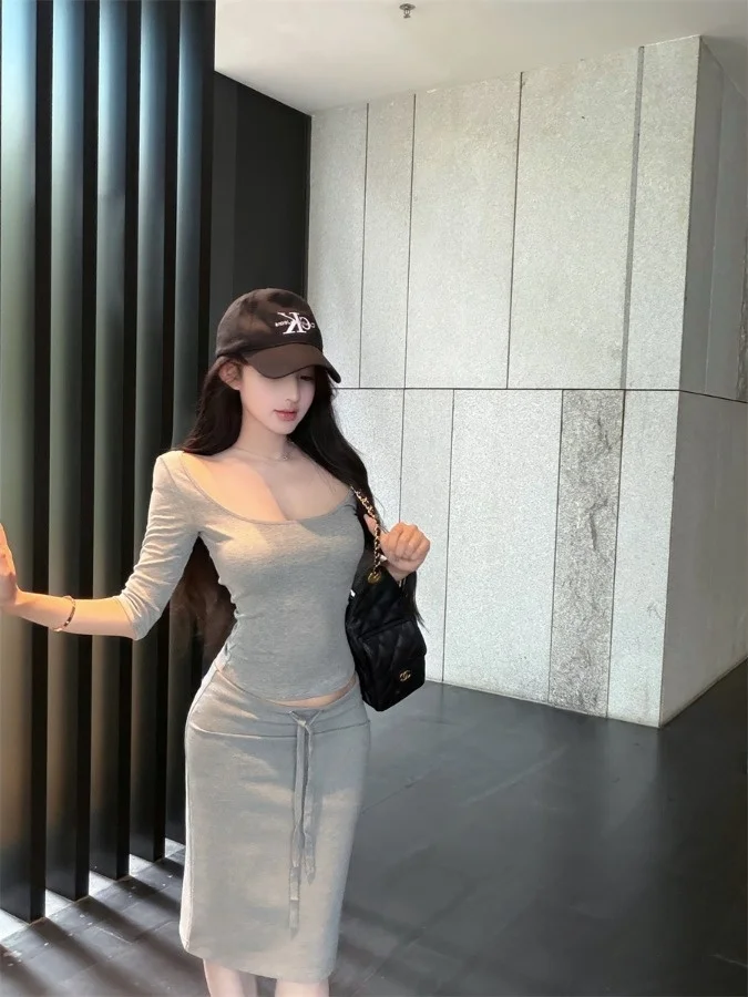 Slimming High Waist Midi Skirt Set V-Neck Short Sleeve T-Shirt Women's Summer Fashion Outfit Two-Piece Ensemble Straight Cut
Slimming High Waist Midi Skirt Set V-Neck Short Sleeve T-Shirt Women's Summer Fashion Outfit Two-Piece Ensemble Straight Cut