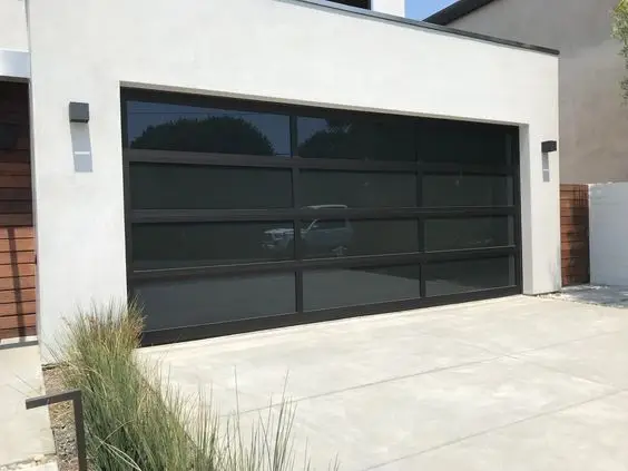 Custom Residential Garage Doors Aluminum Alloy Frame Black Glass Waterproof Modern Automatic Garage Door for Villas Warehouses
Custom Residential Garage Doors Aluminum Alloy Frame Black Glass Waterproof Modern Automatic Garage Door for Villas Warehouses