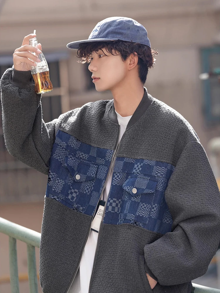 Мужская джинсовая куртка в стиле ретро-американского бейсбола, весенне-осенняя, с пэчворком, молодежная, свободного кроя, ветрозащитная, на молнии
Мужская джинсовая куртка в стиле ретро-американского бейсбола, весенне-осенняя, с пэчворком, молодежная, свободного кроя, ветрозащитная, на молнии