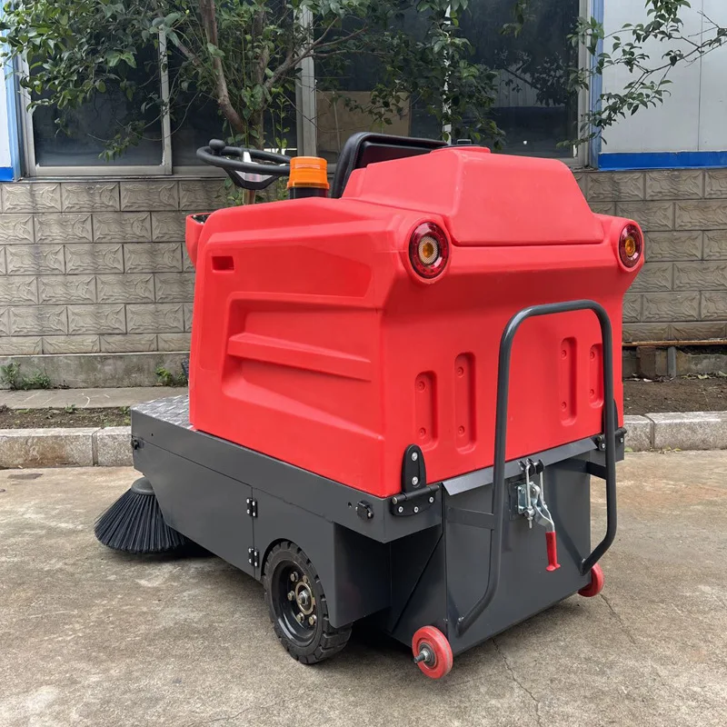 HCY small ride-on sweeper, factory warehouse sweeper, property vacuuming sweeper
HCY small ride-on sweeper, factory warehouse sweeper, property vacuuming sweeper