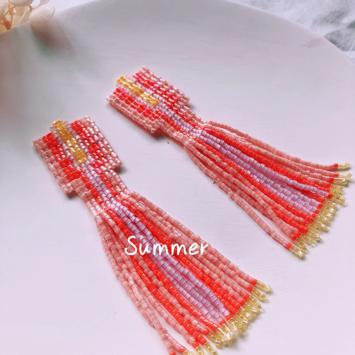 Beaded earrings Tassel Color match Gradient Design Originality Hand knitting Bohemia Alloy Tide Simple Rice bead earrings
Beaded earrings Tassel Color match Gradient Design Originality Hand knitting Bohemia Alloy Tide Simple Rice bead earrings