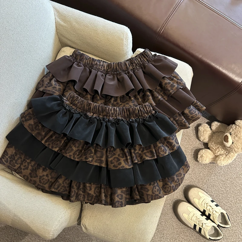 Women's Leopard Print Casual Mini Skirt Y2K Layered American High Street Sexy Aesthetic Retro Short Skirt Fashionable Clothing
Women's Leopard Print Casual Mini Skirt Y2K Layered American High Street Sexy Aesthetic Retro Short Skirt Fashionable Clothing