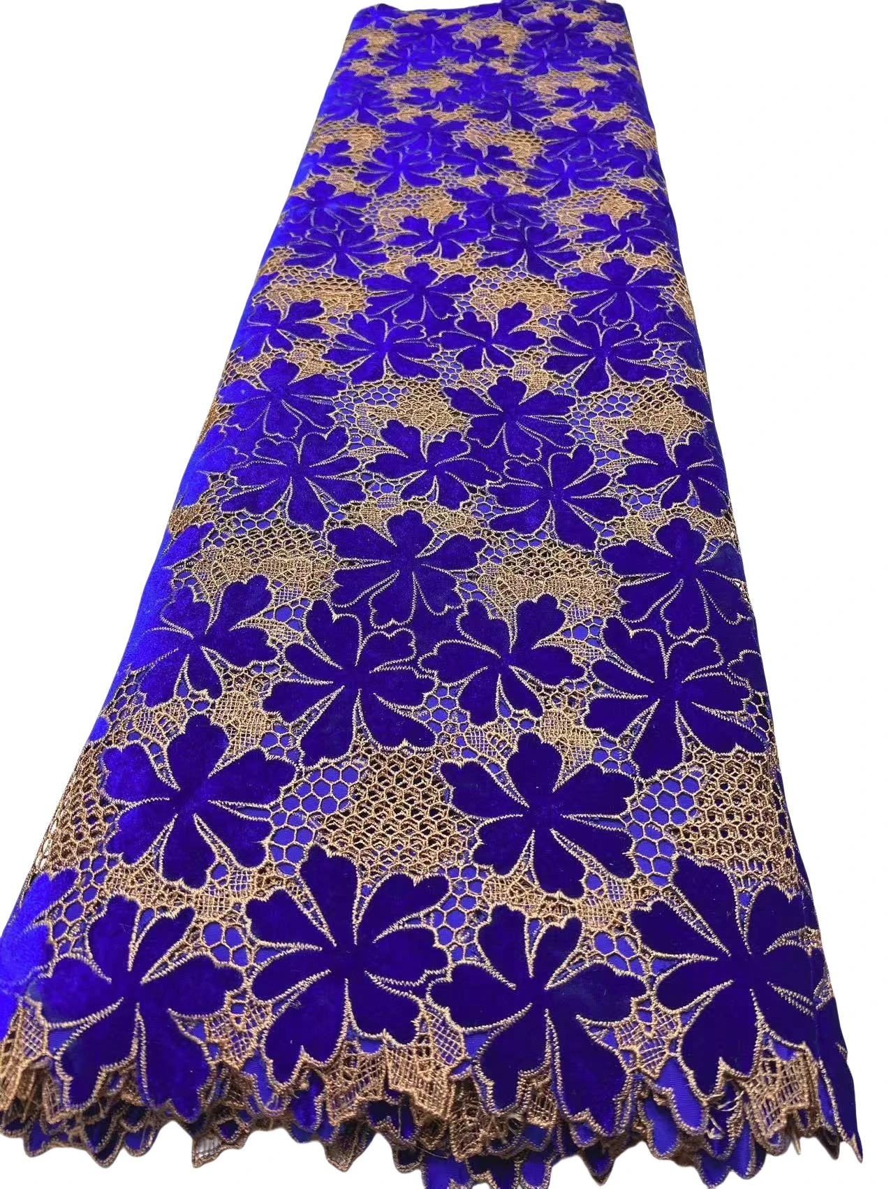 French Guipure Cord Lace Fabric 2025 High Quality African Velvet Lace Fabric Nigerian Fabric For Bridal Wedding Dresses Material
French Guipure Cord Lace Fabric 2025 High Quality African Velvet Lace Fabric Nigerian Fabric For Bridal Wedding Dresses Material