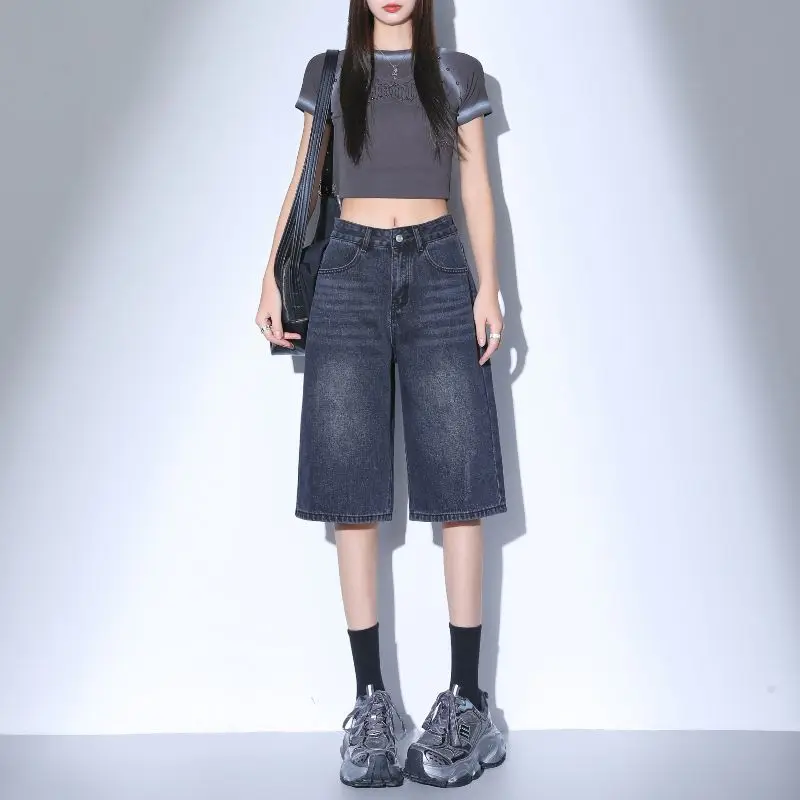 2025 New Style High Waist Harbour Wind Retro Denim Cropped Trousers Women's Casual Denim Shorts
2025 New Style High Waist Harbour Wind Retro Denim Cropped Trousers Women's Casual Denim Shorts
