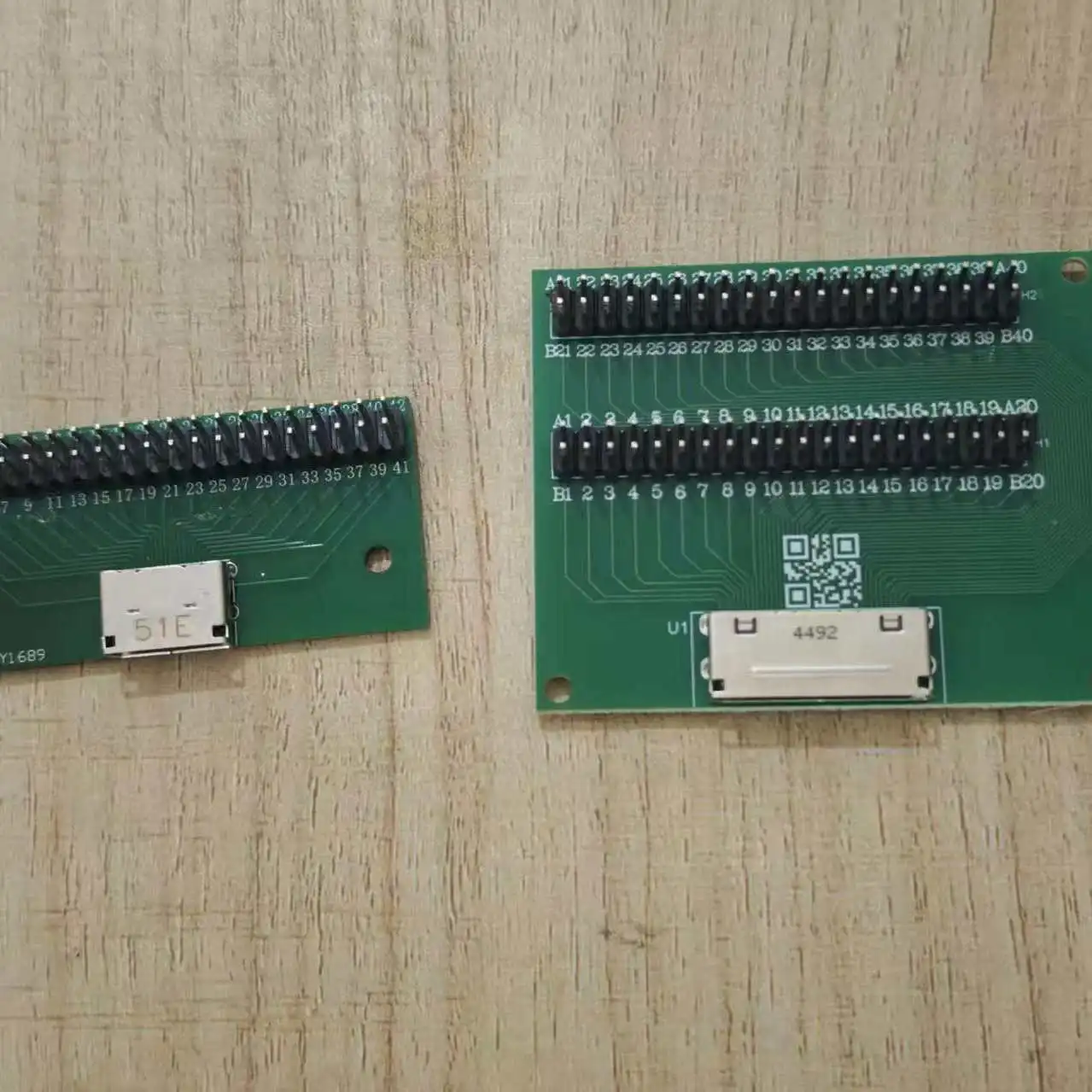 For Mini SAS Line Test Board SFF 8611 Test Female SFF 8612 SAS Line 42P Female Connector
For Mini SAS Line Test Board SFF 8611 Test Female SFF 8612 SAS Line 42P Female Connector