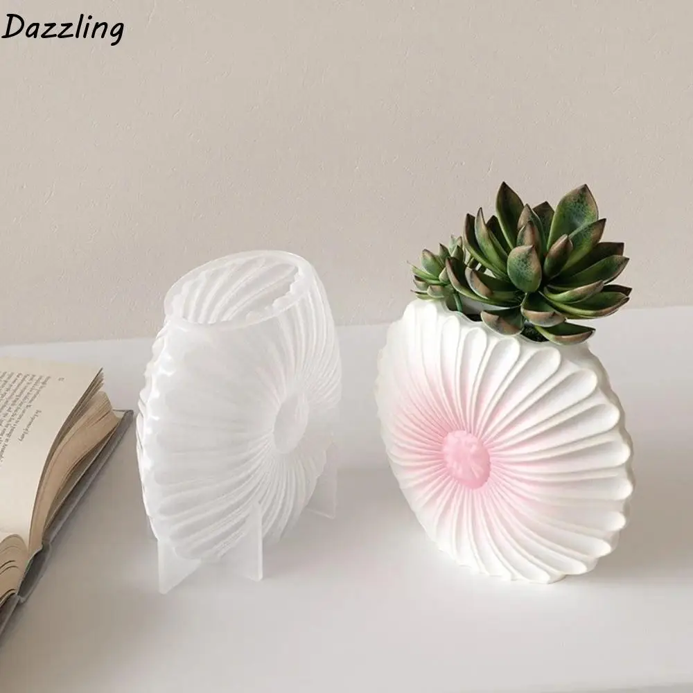Silicone Sunflower Vase Mold 3D Multi Purpose Flower Planter Mold Flexible Creative Plaster Mold Wedding Decorations
Silicone Sunflower Vase Mold 3D Multi Purpose Flower Planter Mold Flexible Creative Plaster Mold Wedding Decorations